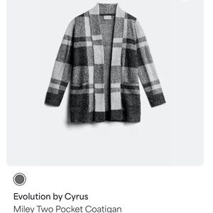 Evolution by Cyrus Women's Gray Plaid Cardigan